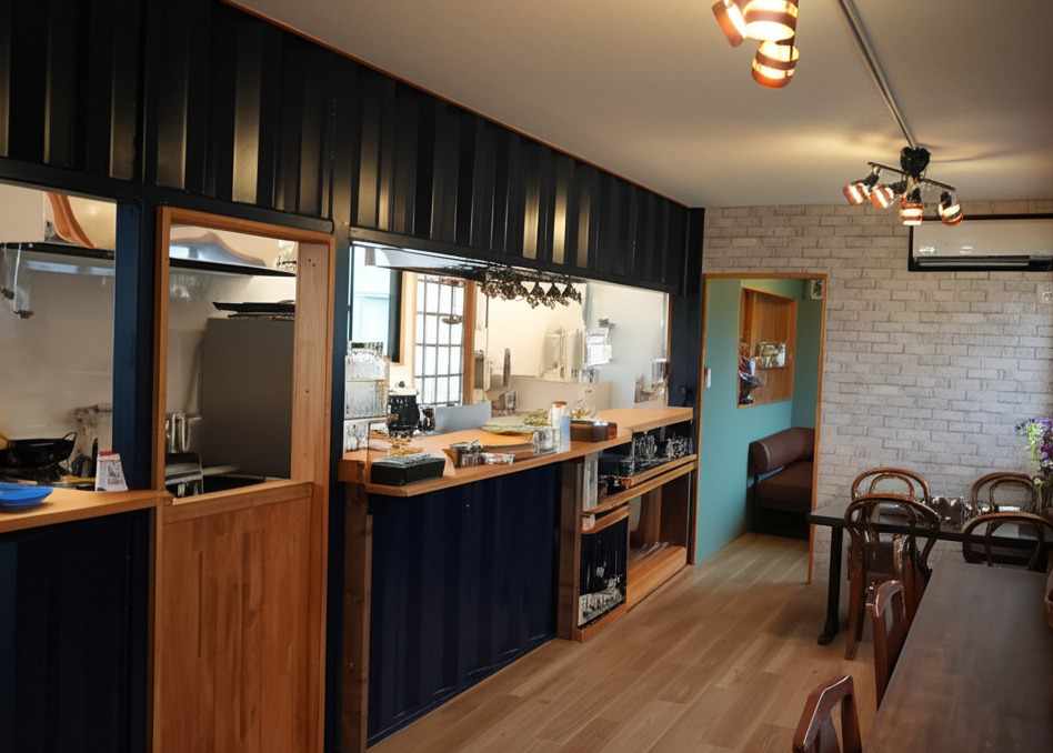 スタイリッシュで高級感のある店舗 - 施工写真 1